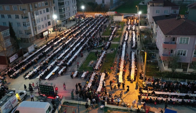 Çerkezköy Belediyesi’nden mahalle iftarları