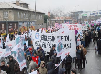 Çorlu'da asgari ücret mitingi