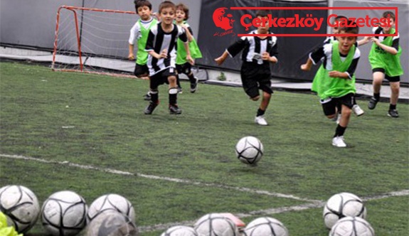 Beşiktaş Futbol Okulu'nda 29 Ekim coşkusu