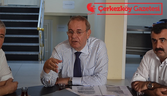 Öztrak: Siz kimsiniz de Atatürk’ü eleştiriyorsunuz!