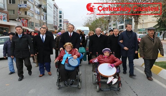 Dünya Engelliler Günü yürüyüşü