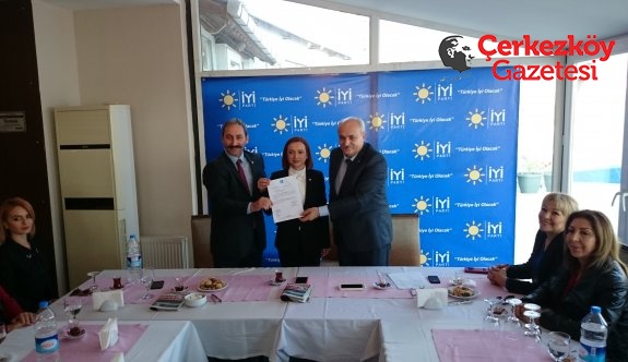 İYİ Parti Tekirdağ Kurucu İl Başkanı yetki belgesini aldı