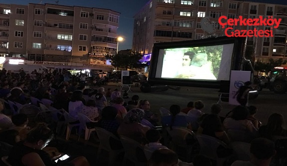 Kapaklı’da nostaljik sinema geceleri