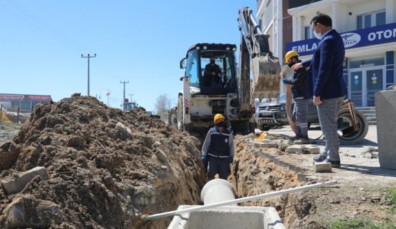 Yağmur Suyu Hattı Çalışmaları Sürüyor