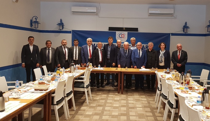 Albayrak ve Akay Muhtarlarla buluştu