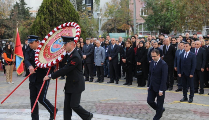 Kapaklı’da Büyük Önder saygı ve özlemle anıldı