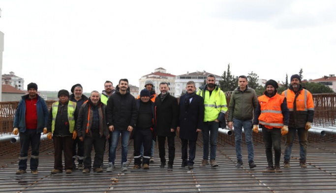 Başkan Çetin, Yıldızkent Köprülü Kavşak Çalışmalarını İnceledi