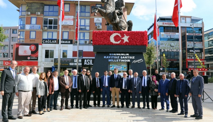 Çerkezköy’de 19 Ekim Muhtarlar günü kutlandı