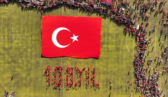 Kapaklı’da Cumhuriyetin 100.Yılı Kutlu törenlerle kutlandı