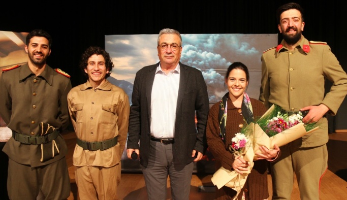 MİHENK TAŞLARI SAHNELENDİ