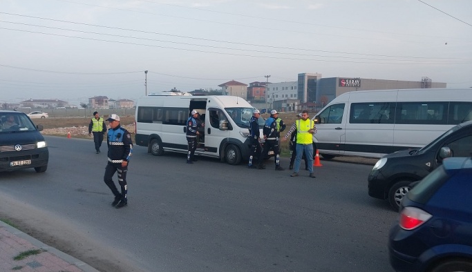 PERSONEL SERVİSLERİNDE KORSAN TAŞIMACILIĞA YÖNELİK DENETİMLER SIKLAŞTIRILDI