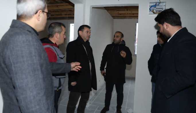 Çetin, Sokak Hayvanları Rehabilitasyon Merkezi’nde Devam Eden Çalışmaları İnceledi