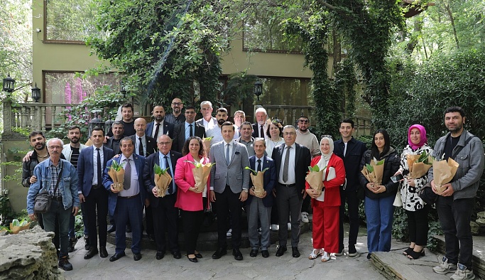 Akay muhtarlar ve medya temsilcileri ile buluştu