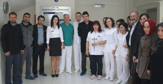Ak Partili gençler Ağız ve Diş Sağlığı haftasını kutladı