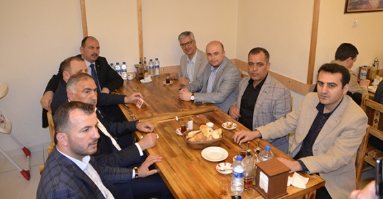 AKP 5. Sıra adayı Sunal esnafı ziyaret etti