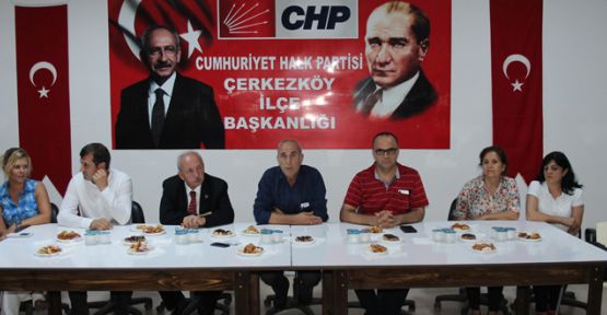 Albayrak’tan CHP İlçe Başkanlığına ziyaret