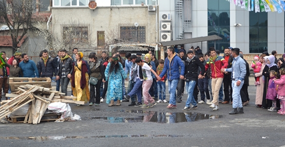 Çerkezköy'de Nevruz kutlaması