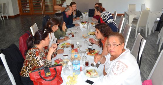 CHP’li kadınlar kahvaltıda buluştu