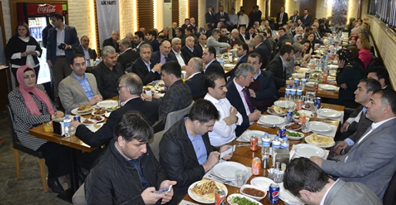 Emek veren Gençlik Kollarına plaket yok