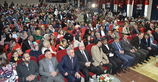 İmam Hatip öğrencilerinden duygu dolu performans 