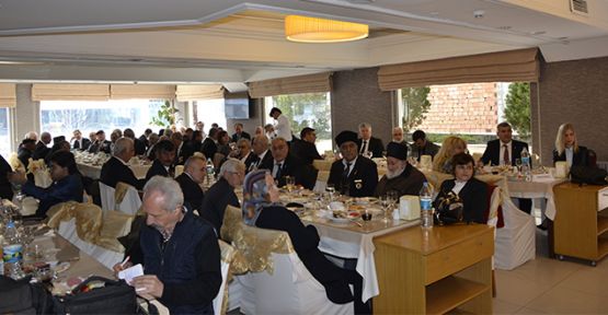 Kahvaltıda bir araya geldiler