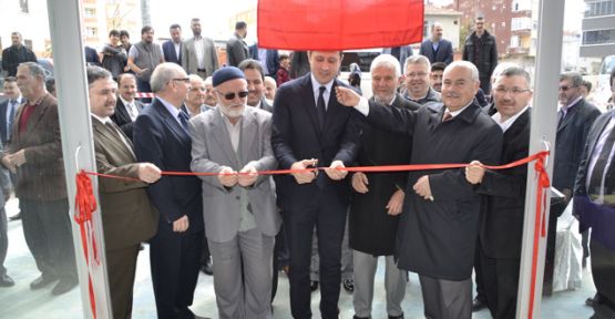 Öğrenciler için kermes açıldı
