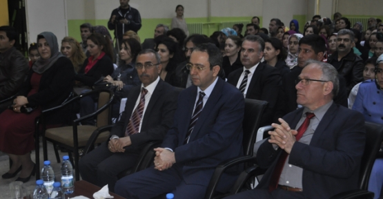 Raif Dinçkök Ortaokulu'nda Peygamberimizi anma programı
