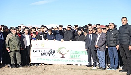 “Geleceğe Nefes, Cumhuriyete Nefes” Etkinliğinde Fidanlar Toprakla Buluşturuldu