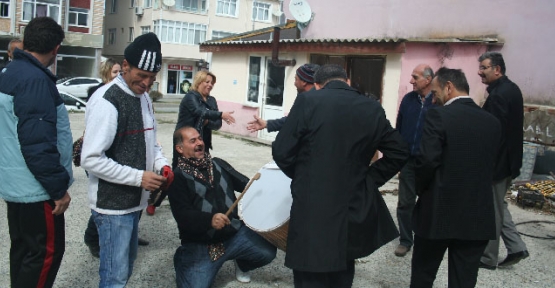 Veliköy'de davul zurna ile karşılandılar